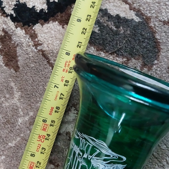 Avon MOONLIGHT GLOW ANNUAL BELL Vintage Charisma Perfume - Picture 7 of 9